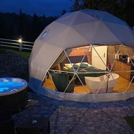 Mountain Glamp & Jacuzzi