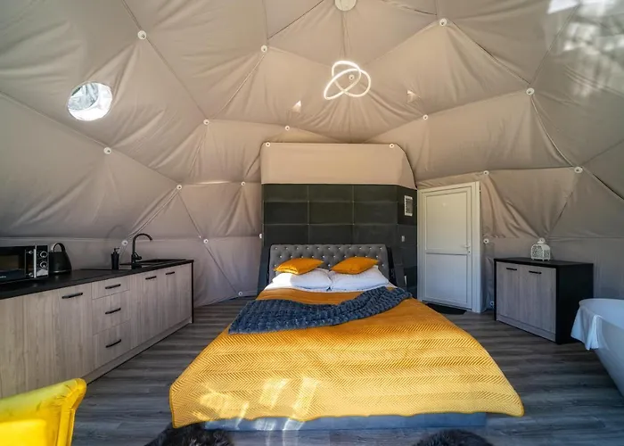 Mountain Glamp & Jacuzzi