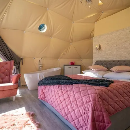 خيمة فخمة Mountain Glamp & Jacuzzi