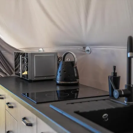 Luxuszelt Mountain Glamp & Jacuzzi *