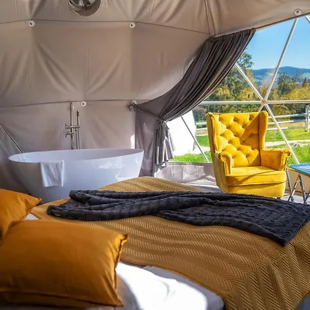 Mountain Glamp & Jacuzzi *