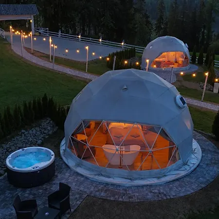 ラグジュアリーテント Mountain Glamp & Jacuzzi *