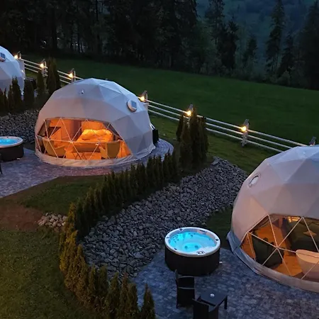 Mountain Glamp & Jacuzzi ラグジュアリーテント *