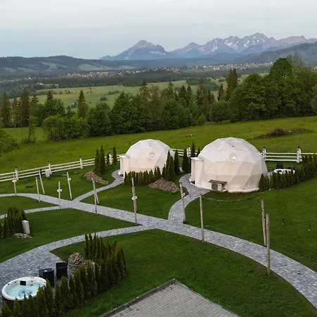 Mountain Glamp & Jacuzzi ラグジュアリーテント *