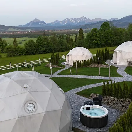 Mountain Glamp & Jacuzzi ラグジュアリーテント *