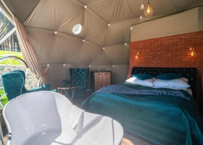 Luxury tent Mountain Glamp & Jacuzzi *