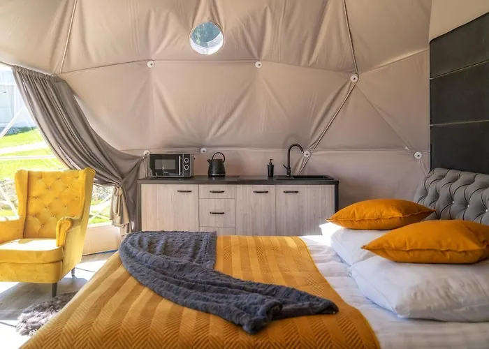 Luksusowy namiot Mountain Glamp & Jacuzzi *