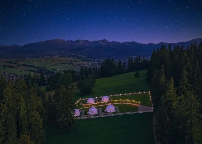 Luksusowy namiot Mountain Glamp & Jacuzzi Zakopane
